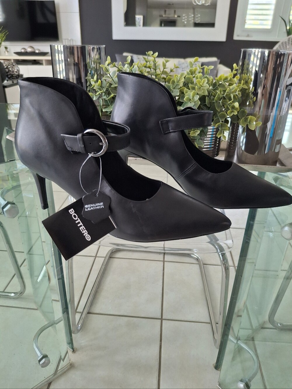 BOTTERO- Black Leather Pointed Mary Jane Pump HARD TO FIND!!